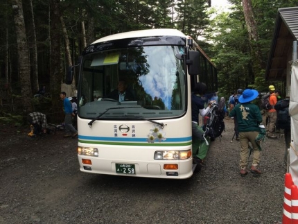 北沢峠行バス