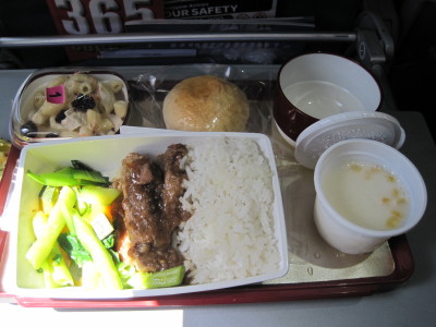 帰りのフィリピン航空の機内食。 ぐーママのフィリピン料理