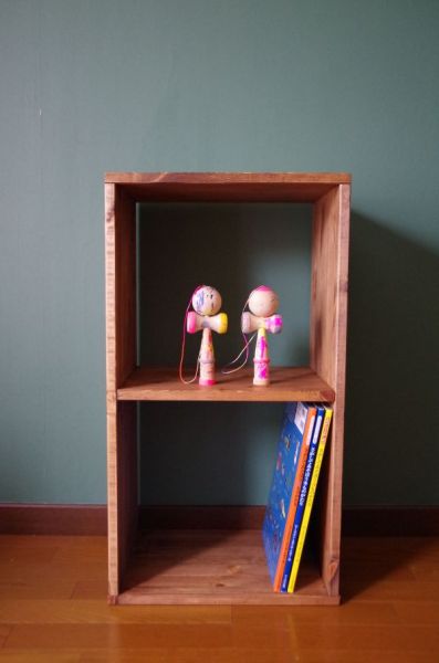 Diy 木製カラーボックスで絵本収納 静かな生活 東京で双子育児